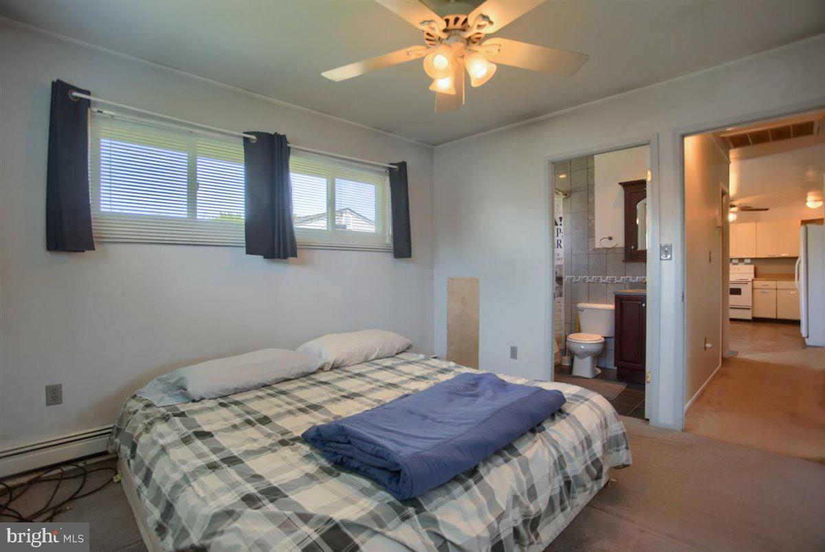 59 Incurve Road Levittown, PA 19057 - Photo 23 of 30 Gallery Image 23