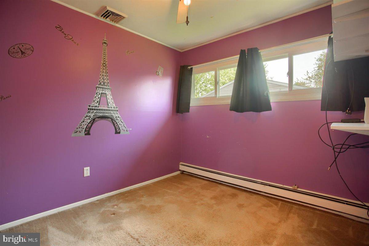 59 Incurve Road Levittown, PA 19057 - Photo 26 of 30 Gallery Image 26