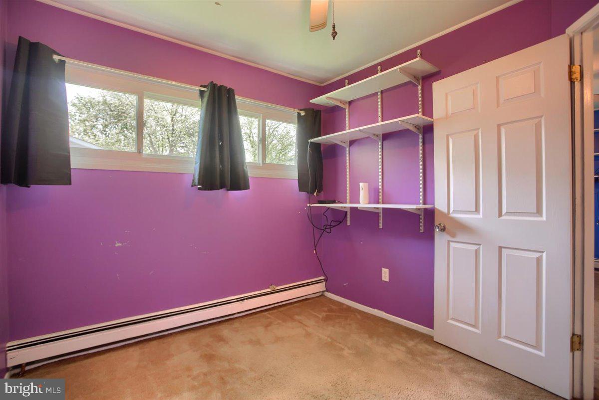 59 Incurve Road Levittown, PA 19057 - Photo 27 of 30 Gallery Image 27