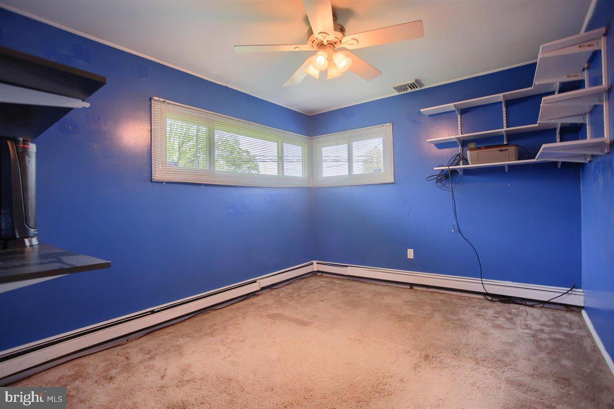 59 Incurve Road Levittown, PA 19057 - Photo 28 of 30 Gallery Image 28
