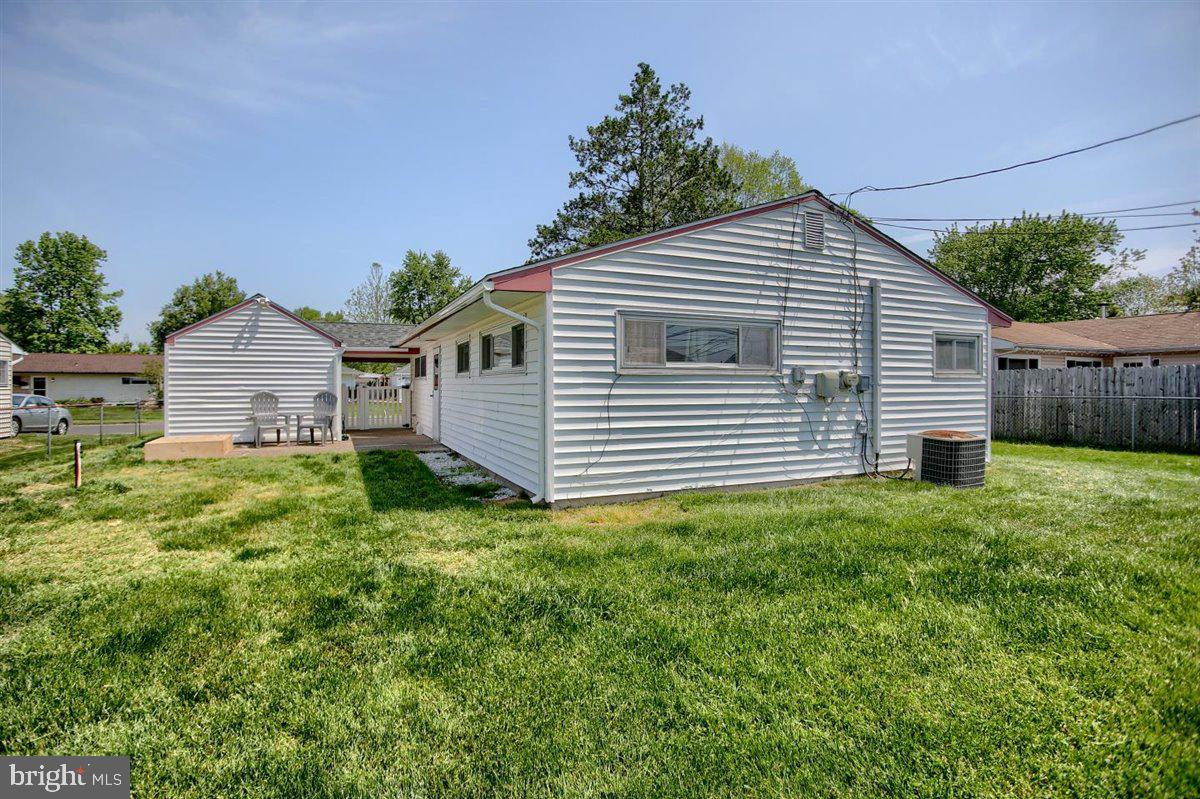 59 Incurve Road Levittown, PA 19057 - Photo 7 of 30 Gallery Image 7