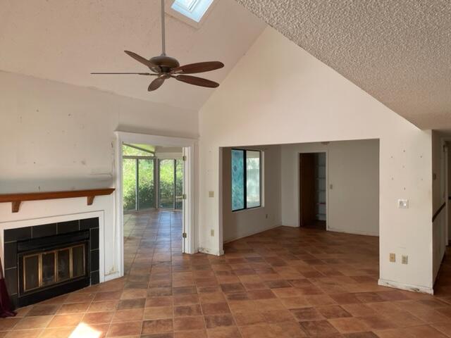 7845 Racquet Road North Charleston, SC 29418 - Photo 4 of 16 IMG_5484