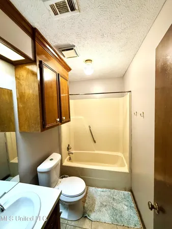 $1,900 | 182 Bellegrove Circle, Brandon, MS 39047