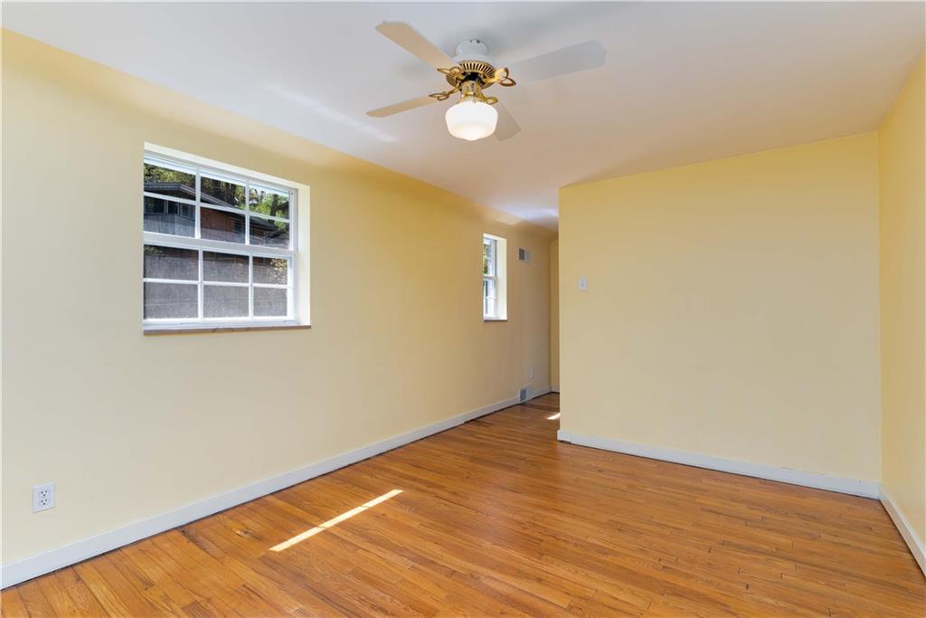139 Fairfax Road Pittsburgh, PA 15221 - Photo 12 of 25 Gallery Image 12