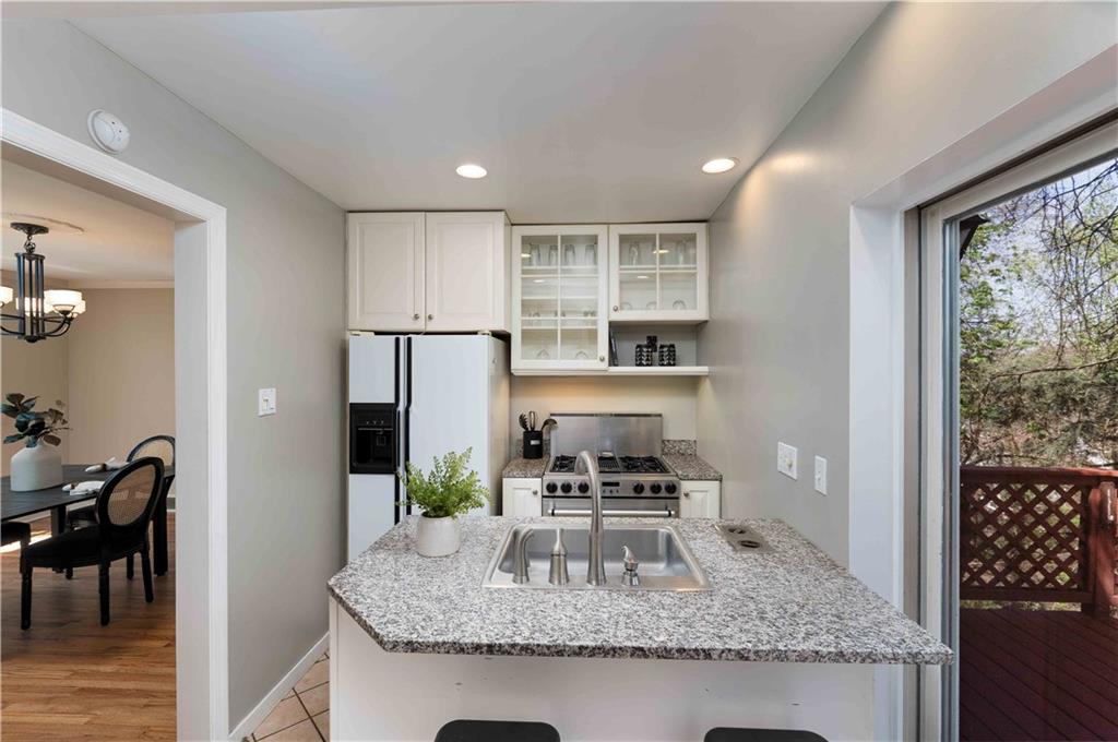 139 Fairfax Road Pittsburgh, PA 15221 - Photo 2 of 25 Gallery Image 2