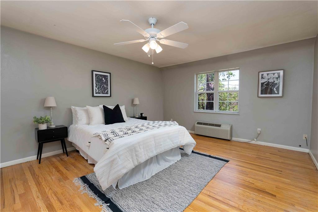 139 Fairfax Road Pittsburgh, PA 15221 - Photo 7 of 25 Gallery Image 7