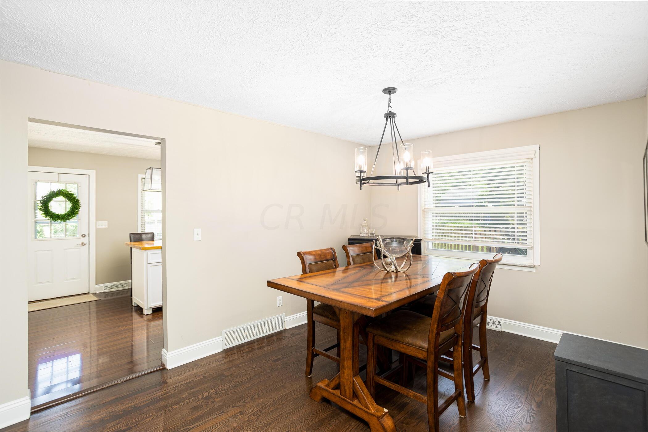 82 Richards Road Columbus, OH 43214 - Photo 9 of 46 Dining Room