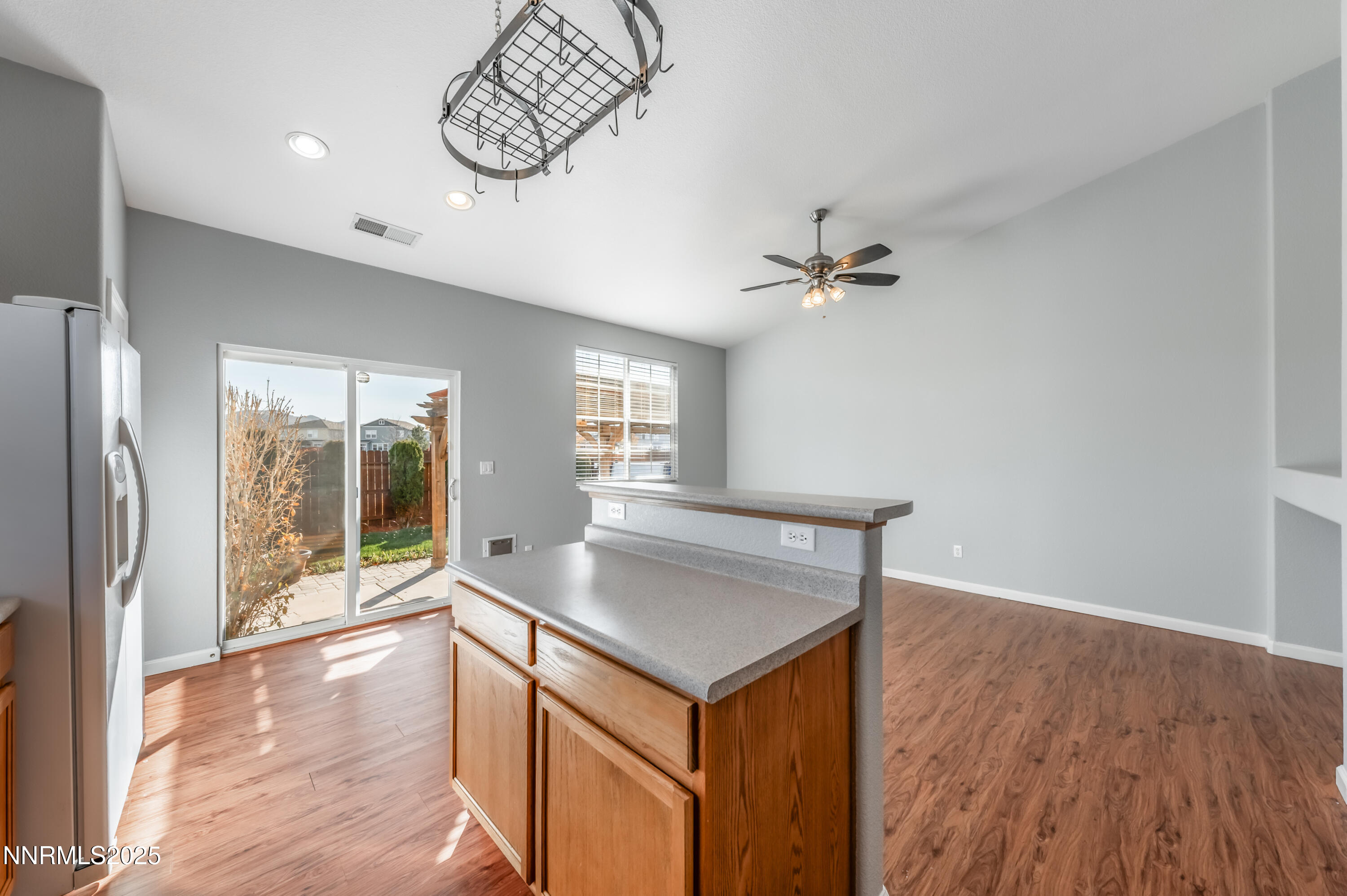 8896 Mahon Drive Reno, NV 89506 - Photo 14 of 29 m-1019