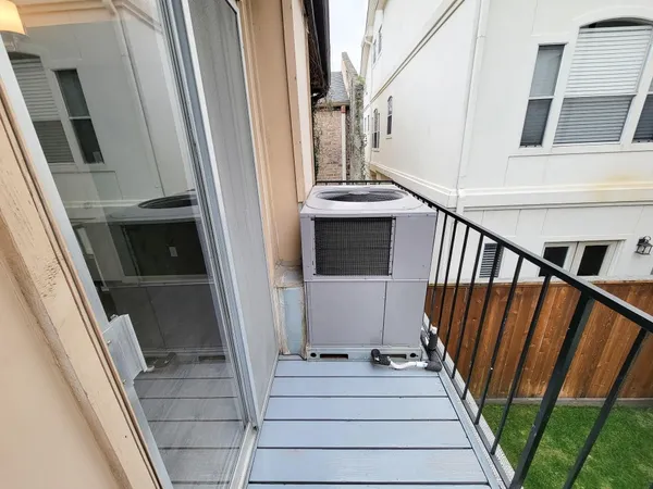 $1,100 | 1418 Vermont Street, Unit 9, Houston, TX 77006