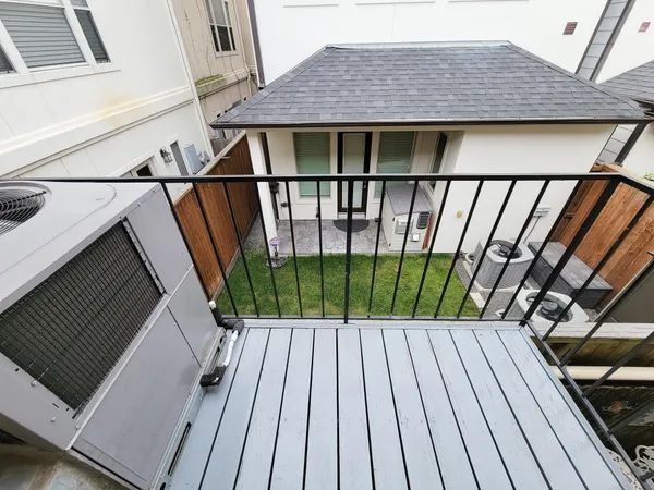 $1,100 | 1418 Vermont Street, Unit 9, Houston, TX 77006