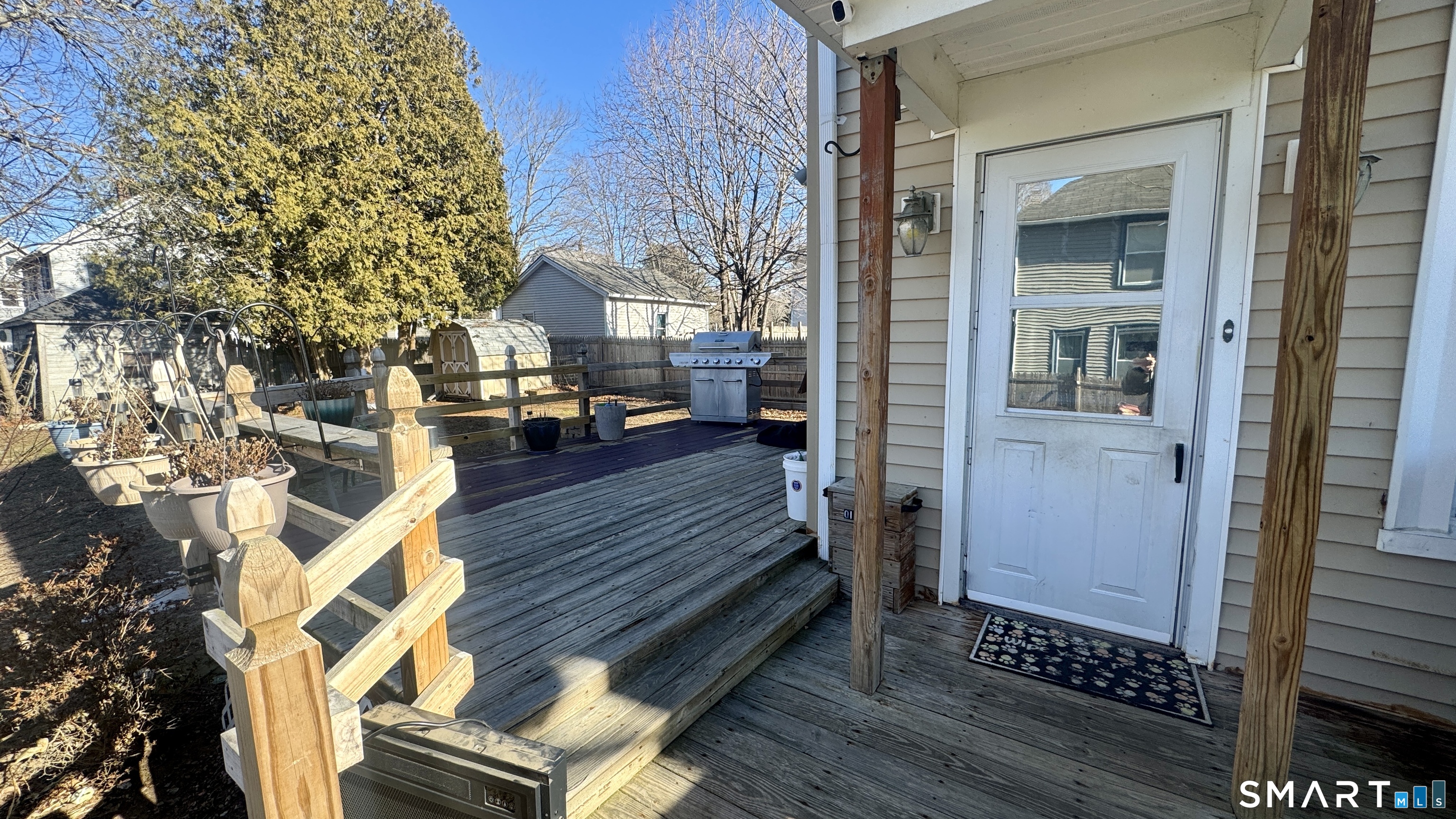 7 Quinebaug Road Norwich, CT 06360 - Photo 4 of 16