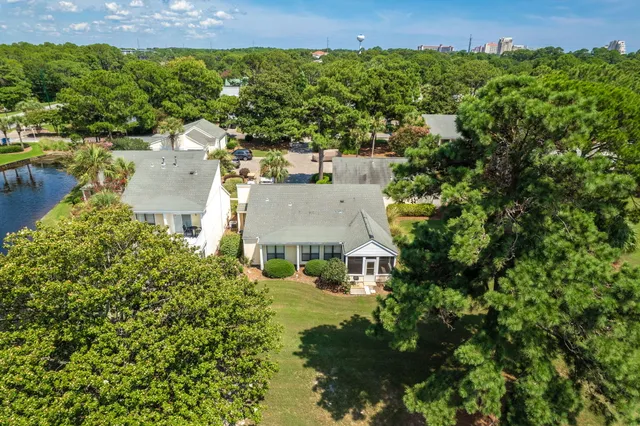 $599,900 | 707 Sandpiper Drive, Unit 10670, Miramar Beach, FL 32550