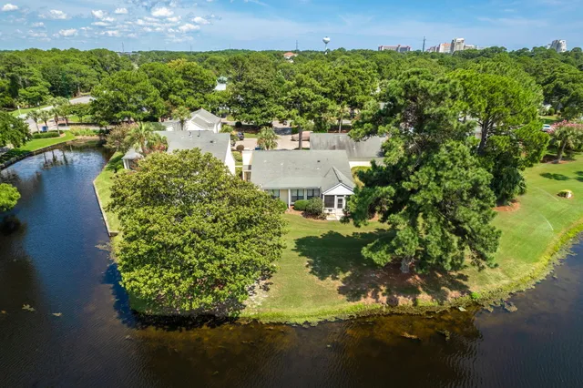 $599,900 | 707 Sandpiper Drive, Unit 10670, Miramar Beach, FL 32550