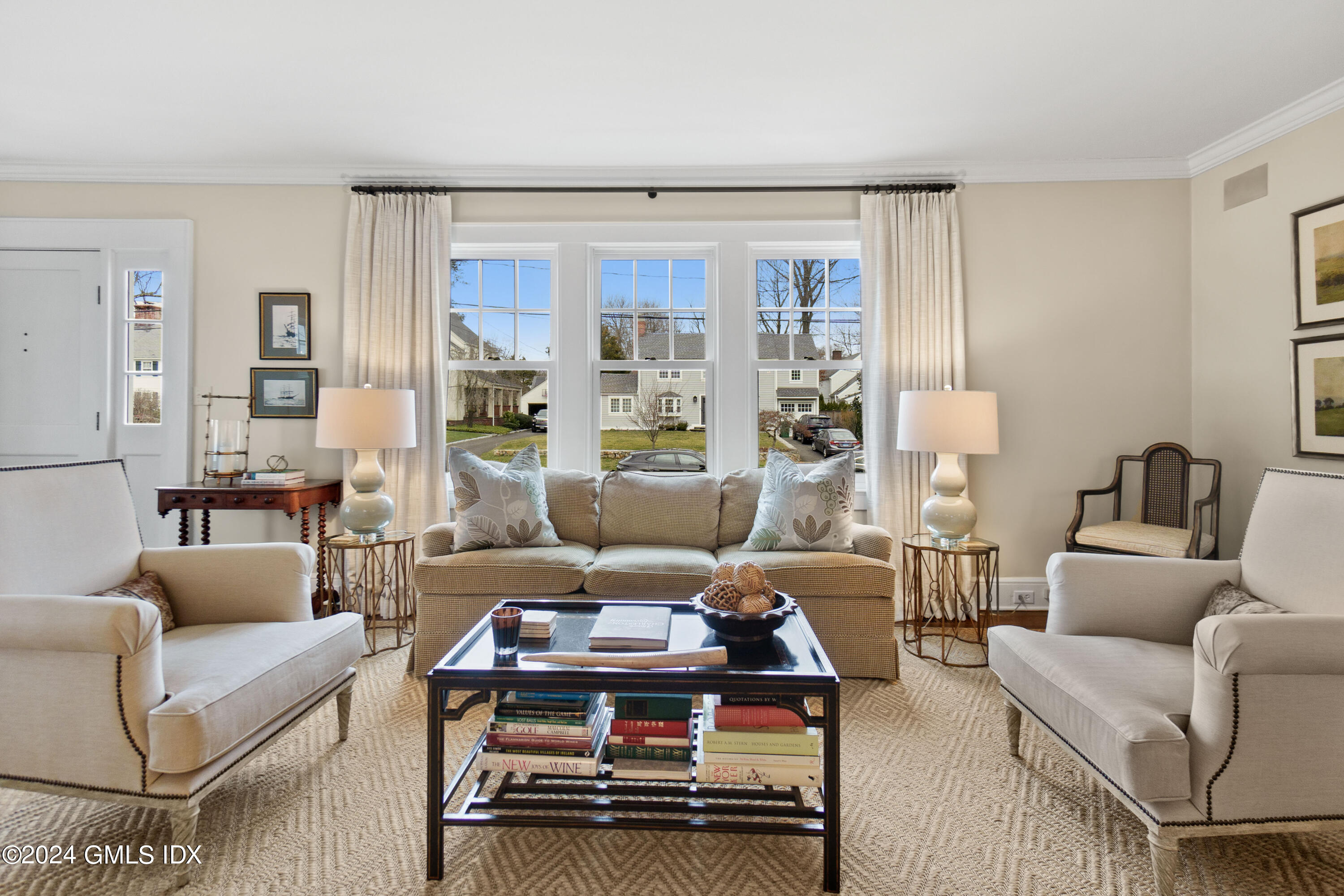 20 Knoll Street Riverside, CT 06878 - Photo 4 of 27 a living room with furniture and a large window