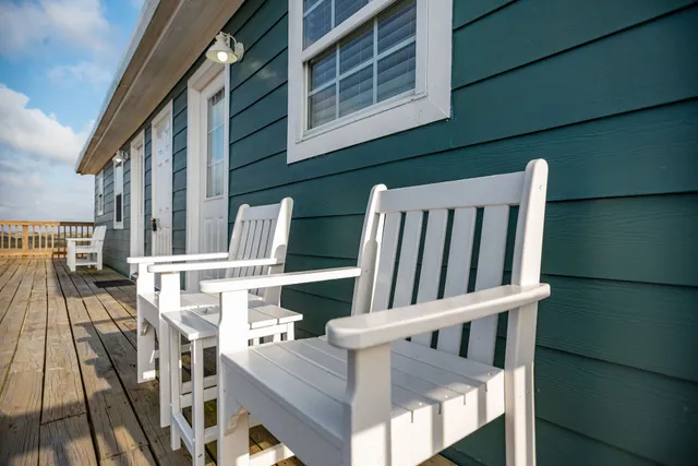 $325,000 | 19 Dewberry Lane, Seadrift, TX 77983