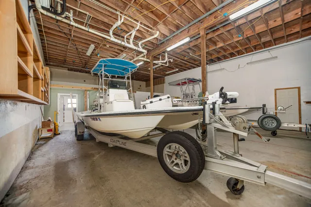 $325,000 | 19 Dewberry Lane, Seadrift, TX 77983