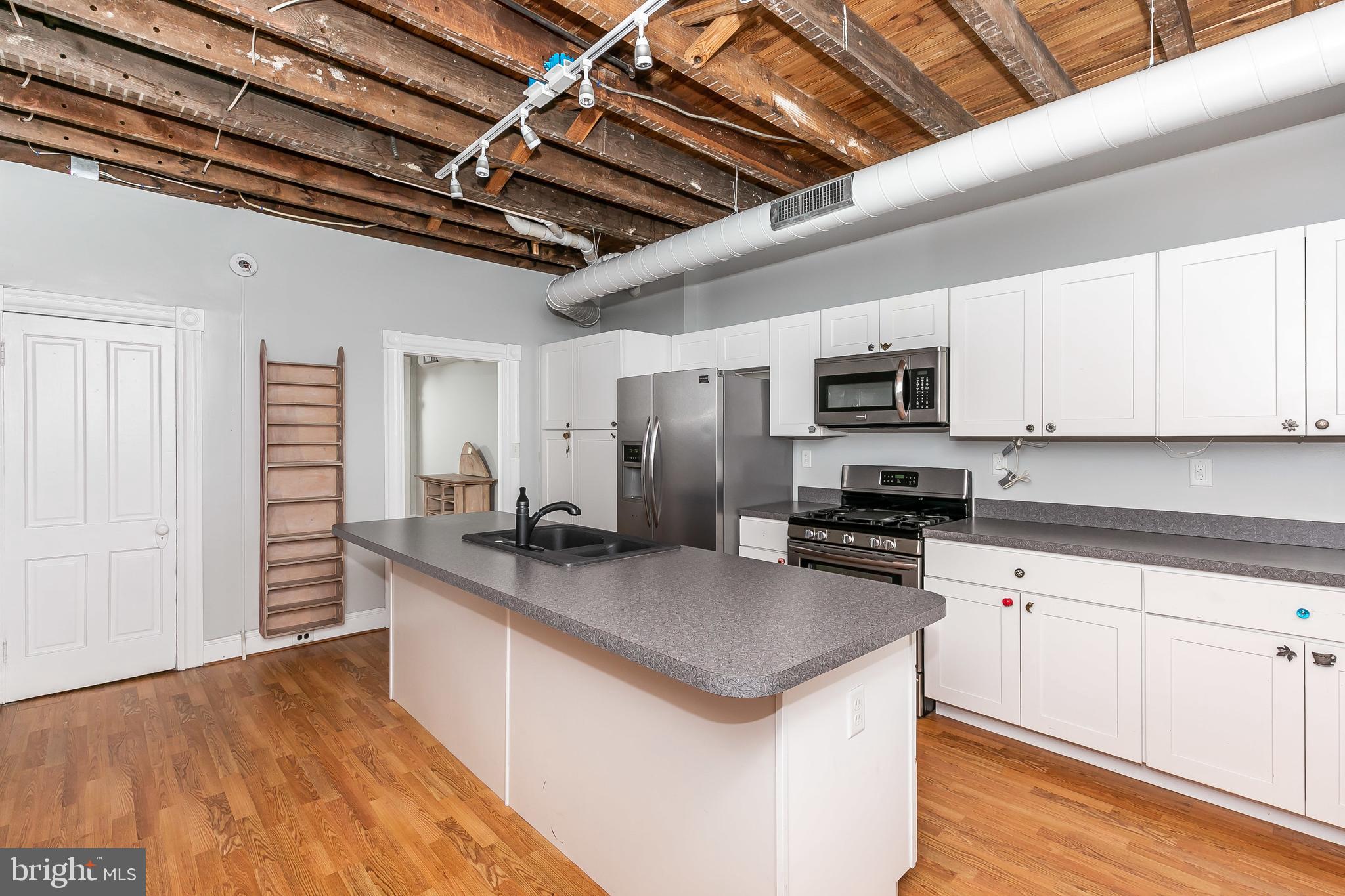 3624 Roland Avenue Baltimore, MD 21211 - Photo 18 of 42 Gallery Image 18