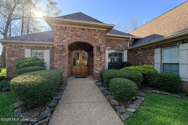 $464,900 | 204 Magnolia Springs Boulevard, Florence, MS 39073