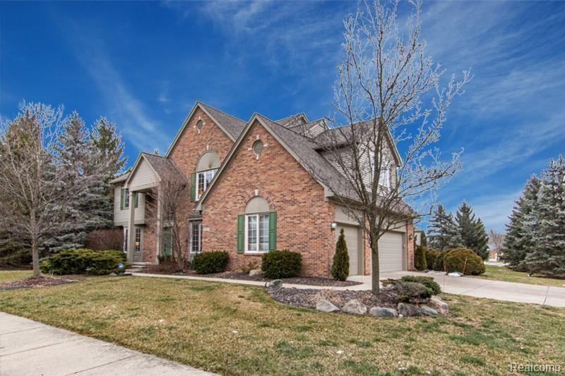 47955 Pavillon Road Canton, MI 48188 - Photo 3 of 53