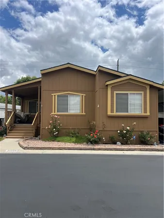 $355,000 | 21220 Willow Weed Way, Canyon Country, CA 91351