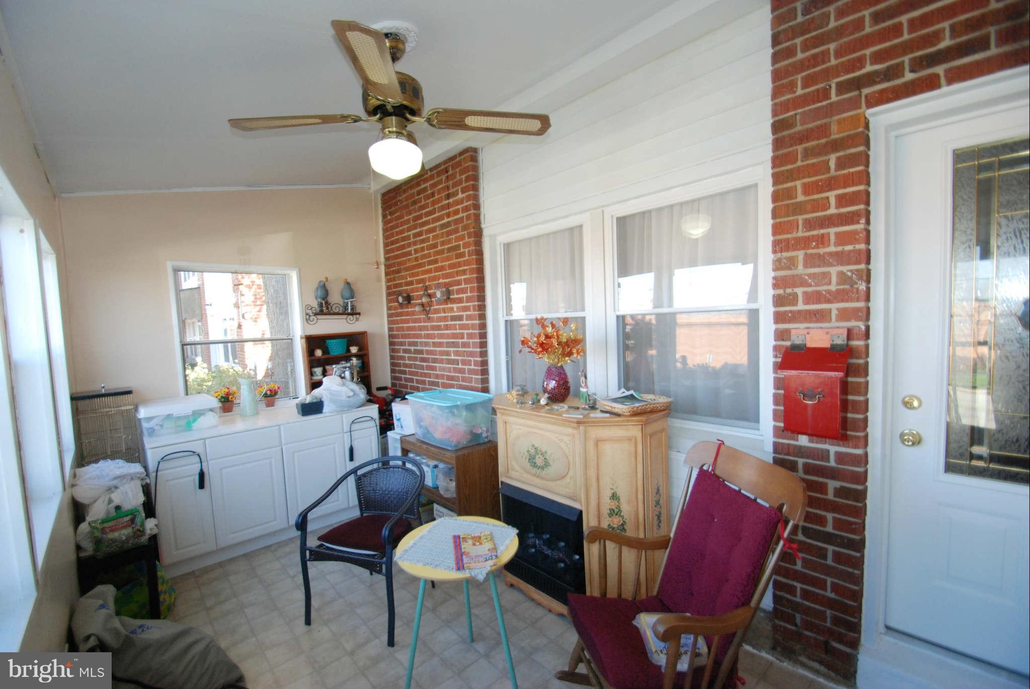7911 Baltimore Street Baltimore, MD 21224 - Photo 3 of 30 Sunroom