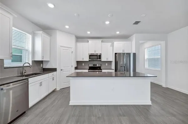 $3,100 | 9809 Introduction Way, Orlando, FL 32832