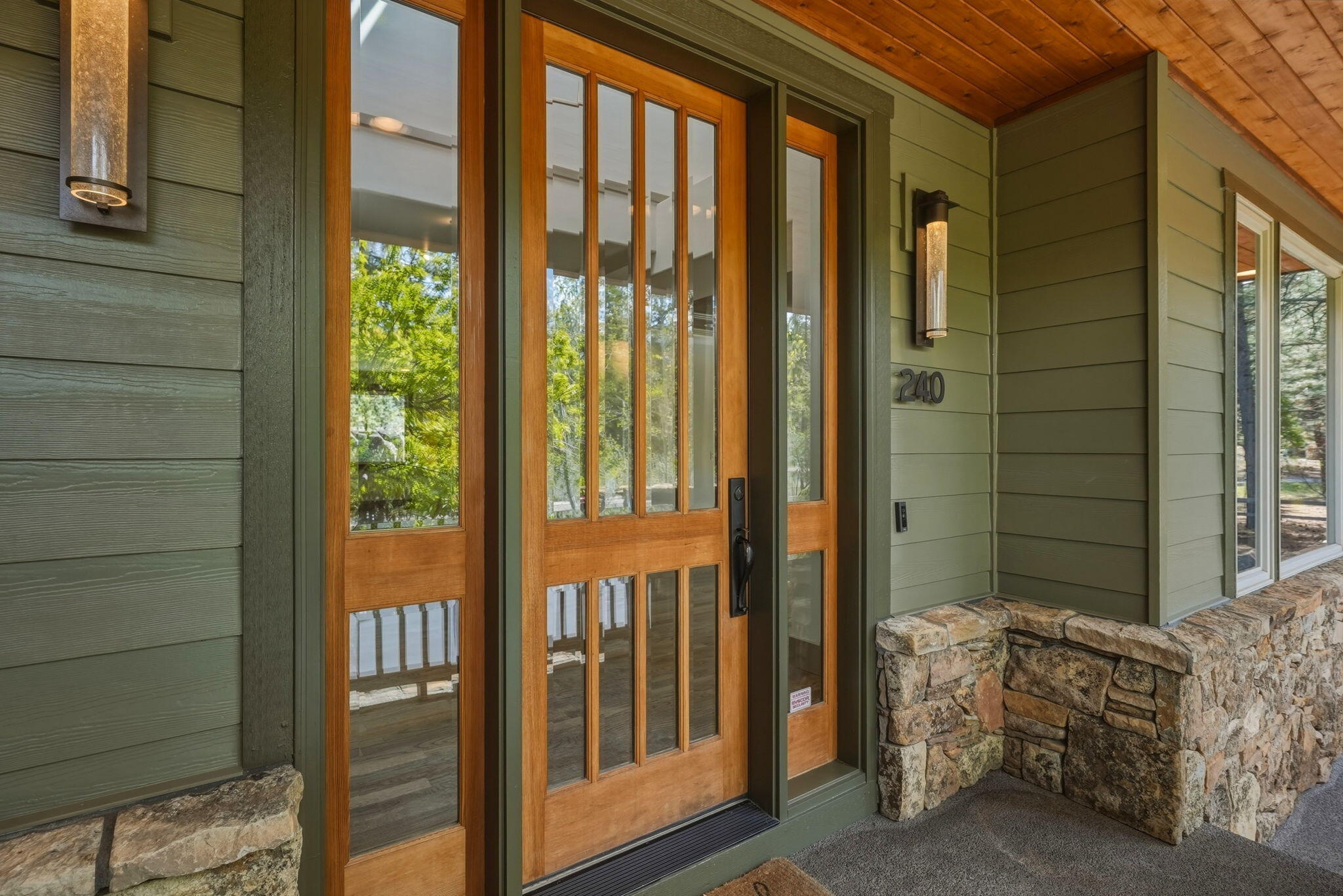 240 Northwest Skyliner Summit Loop Bend, OR 97703 - Photo 5 of 77 WELCOME HOME