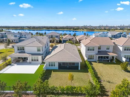 $700,000 | 19545 Broad Shore Walk, Loxahatchee, FL 33470