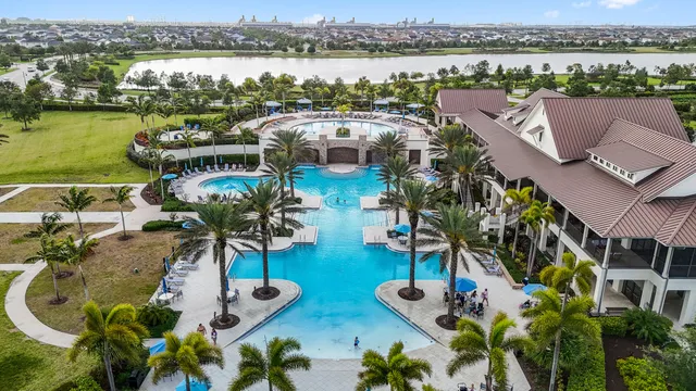 $700,000 | 19545 Broad Shore Walk, Loxahatchee, FL 33470