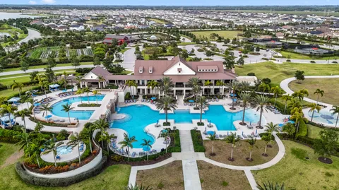 $700,000 | 19545 Broad Shore Walk, Loxahatchee, FL 33470