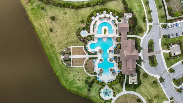 $700,000 | 19545 Broad Shore Walk, Loxahatchee, FL 33470