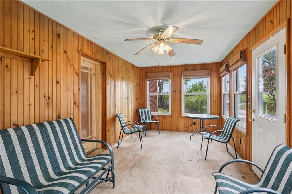 957 Cherry Lane Road Apollo, PA 15613 - Photo 3 of 38 a view of a livingroom with furniture