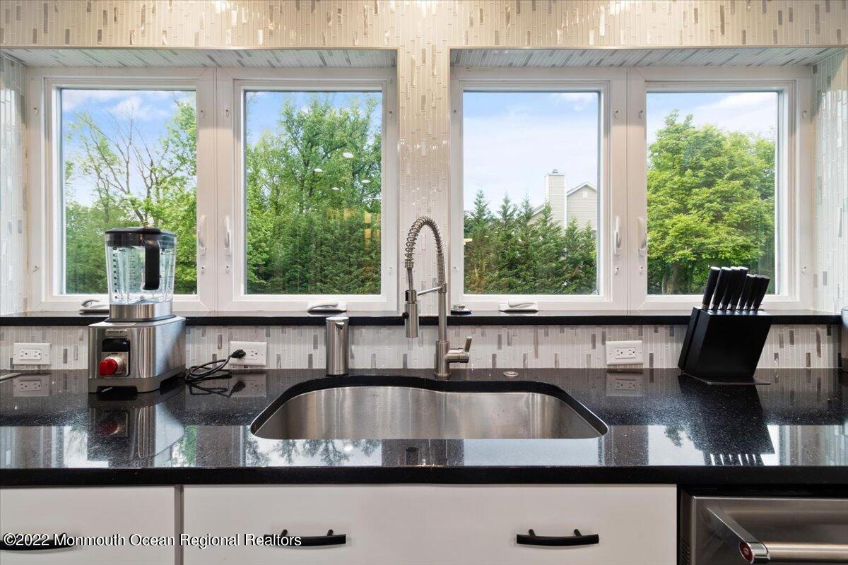 1371 Raritan Road Scotch Plains, NJ 07076 - Photo 16 of 56 15-1371 Raritan Rd (17)