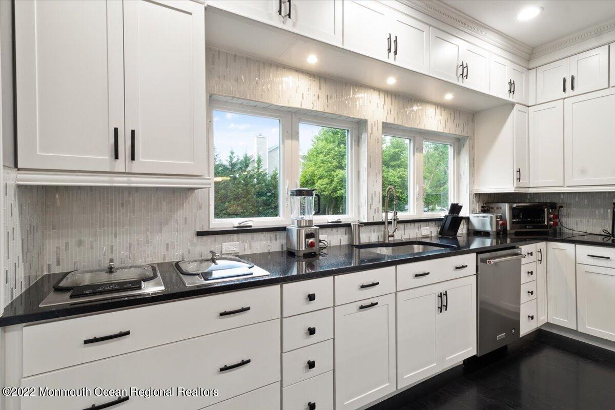 1371 Raritan Road Scotch Plains, NJ 07076 - Photo 18 of 56 17-1371 Raritan Rd (20)