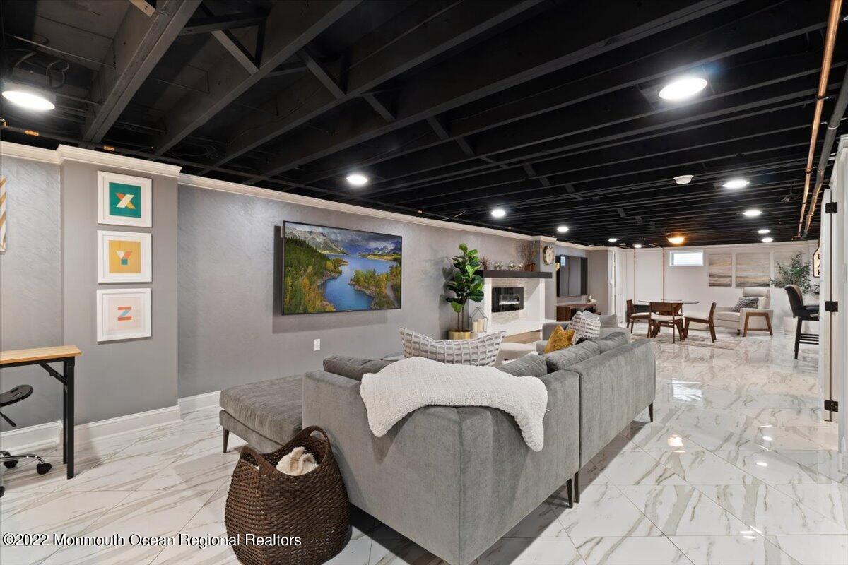 1371 Raritan Road Scotch Plains, NJ 07076 - Photo 43 of 56 42-1371 Raritan Rd (48)