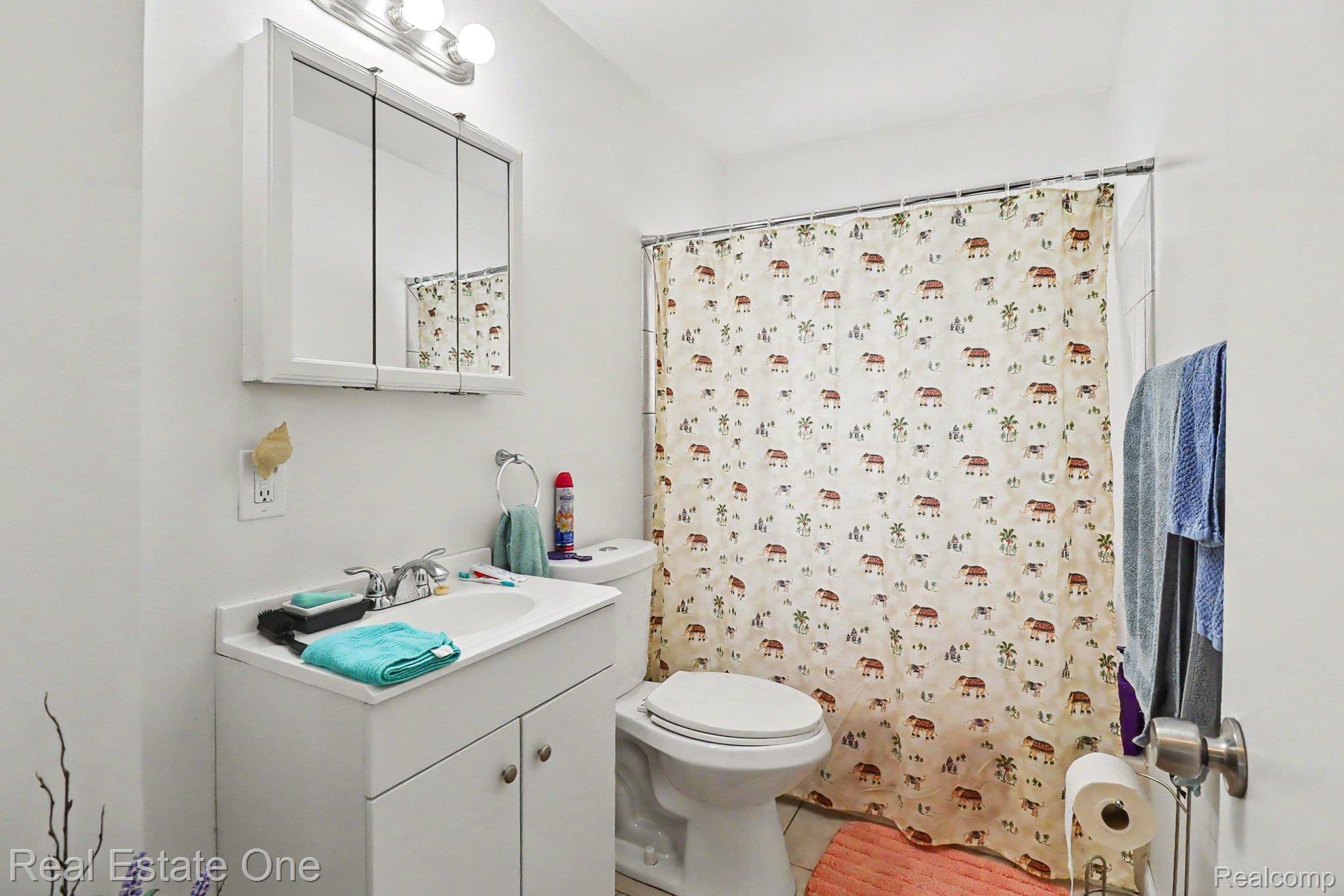 6305 Beech Daly Road Taylor, MI 48180 - Photo 19 of 22 Bathroom featuring vanity and toilet