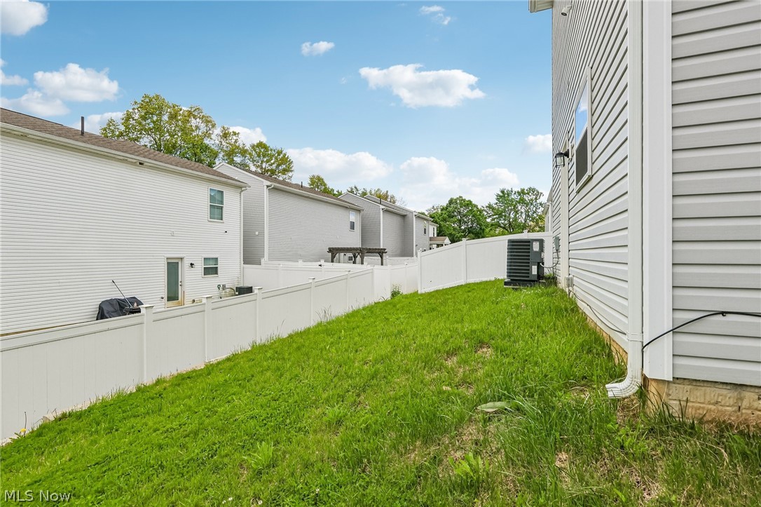 572 Auldfarm Road Akron, OH 44320 - Photo 27 of 30