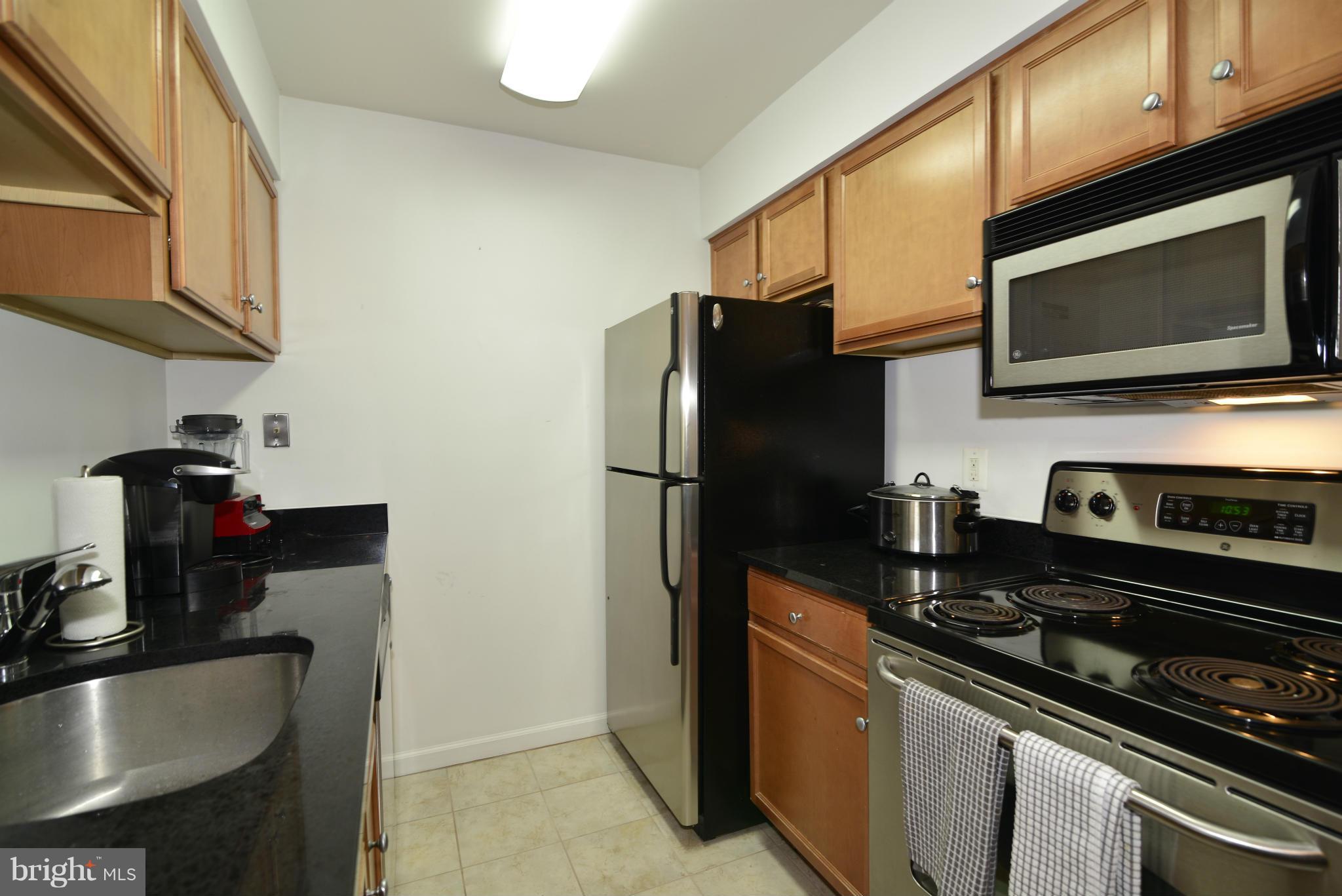 1732 Ascot Way, Unit J Reston, VA 20190 - Photo 14 of 25 Kitchen