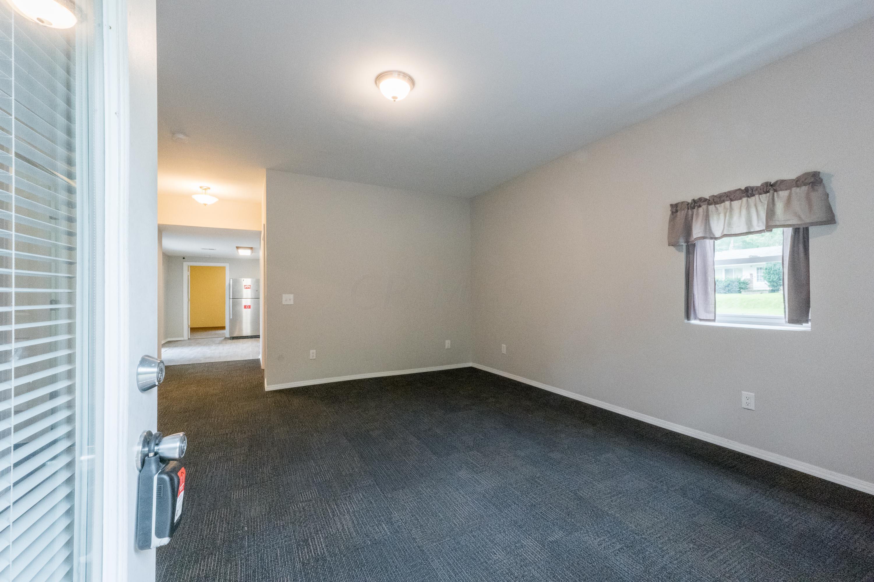 354 Boving Road Lancaster, OH 43130 - Photo 5 of 40