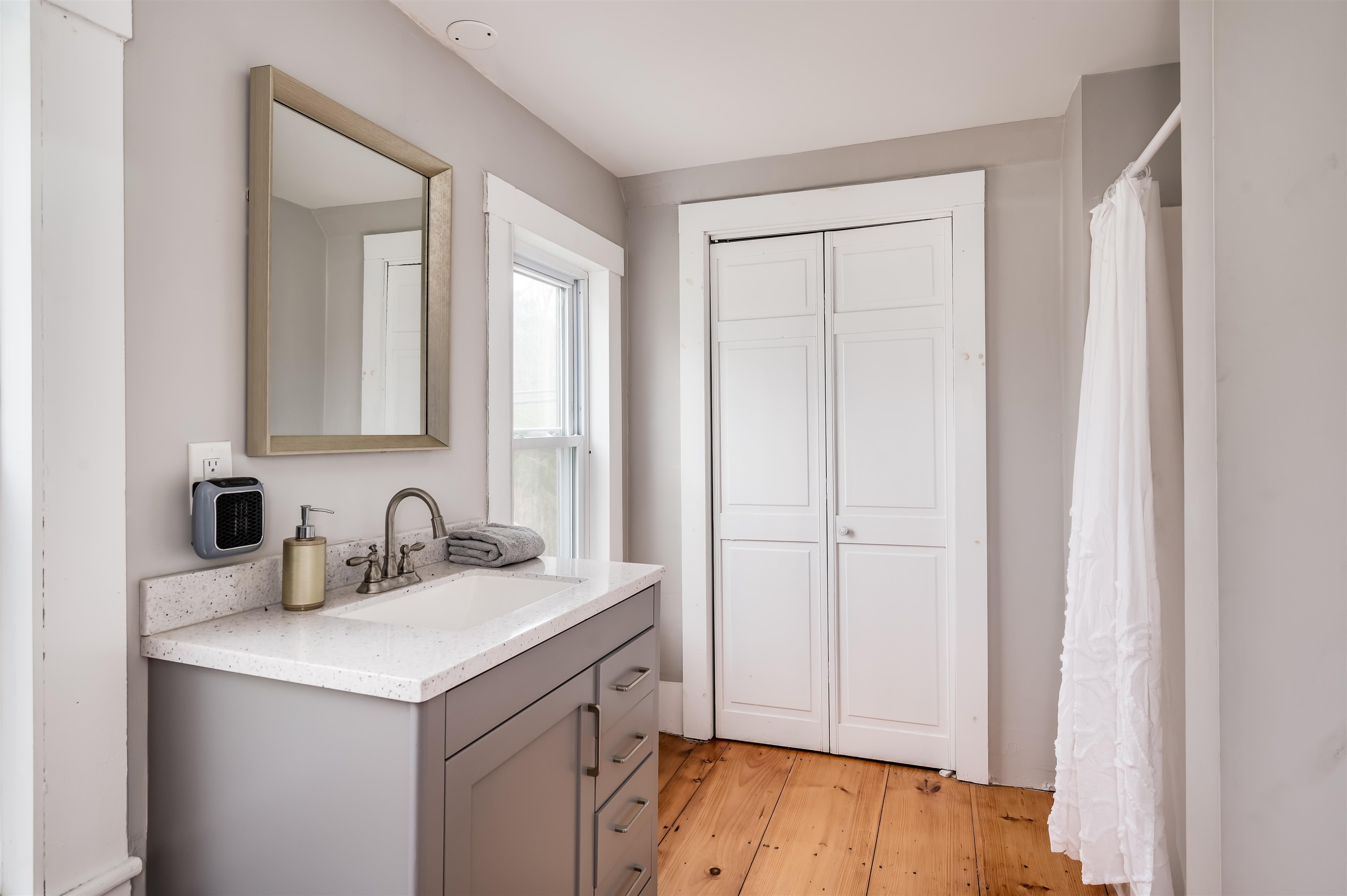 60 Batchelder Road Raymond, NH 03077 - Photo 32 of 52