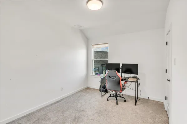 $2,795 | 516 Ahern Court, Liberty Hill, TX 78642