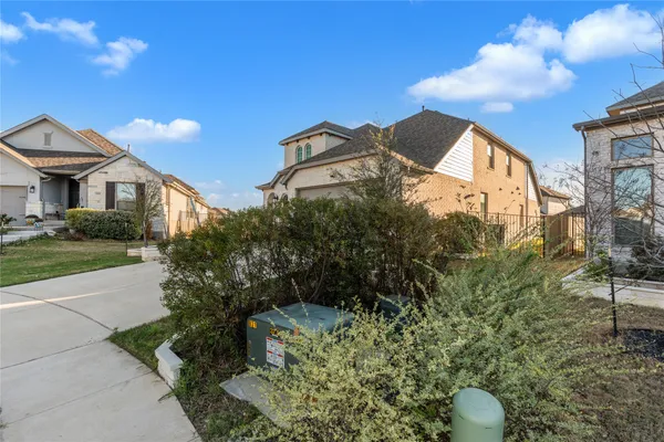 $2,795 | 516 Ahern Court, Liberty Hill, TX 78642