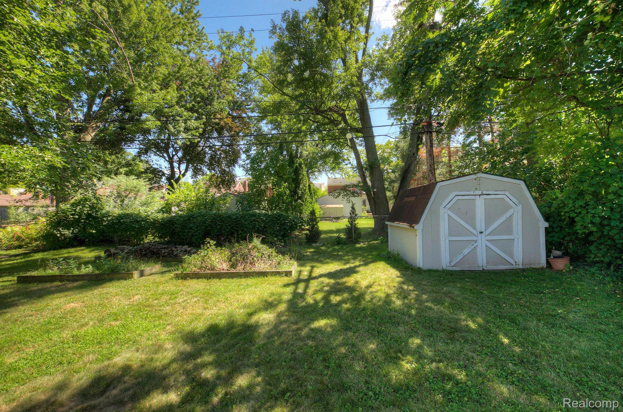 2253 Dorothea Road Berkley, MI 48072 - Photo 30 of 32 Gallery Image 30