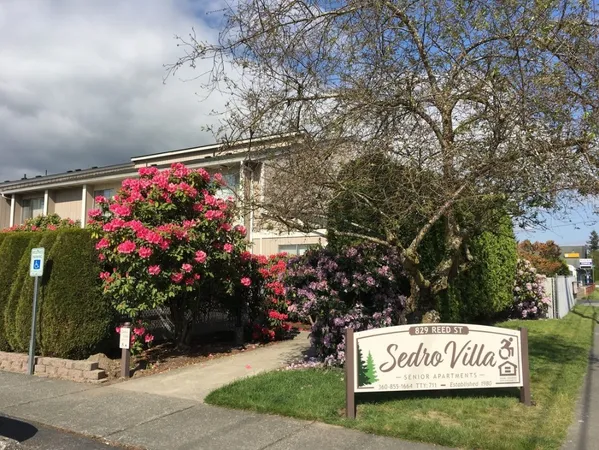 $1,133 | 829 Reed Street, Unit 50, Sedro-Woolley, WA 98284