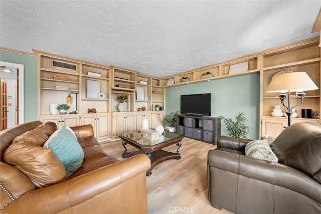 $2,625,000 | 23 Quarterhorse Lane, Rolling Hills Estates, CA 90274