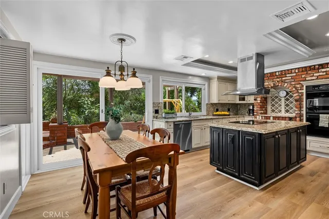 $2,625,000 | 23 Quarterhorse Lane, Rolling Hills Estates, CA 90274