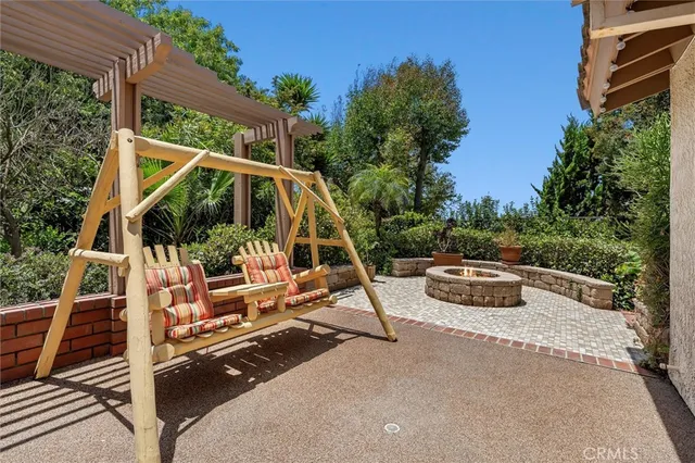 $2,625,000 | 23 Quarterhorse Lane, Rolling Hills Estates, CA 90274