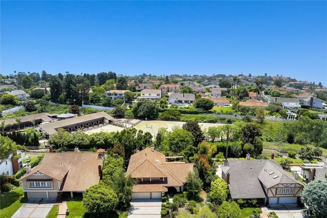 $2,625,000 | 23 Quarterhorse Lane, Rolling Hills Estates, CA 90274