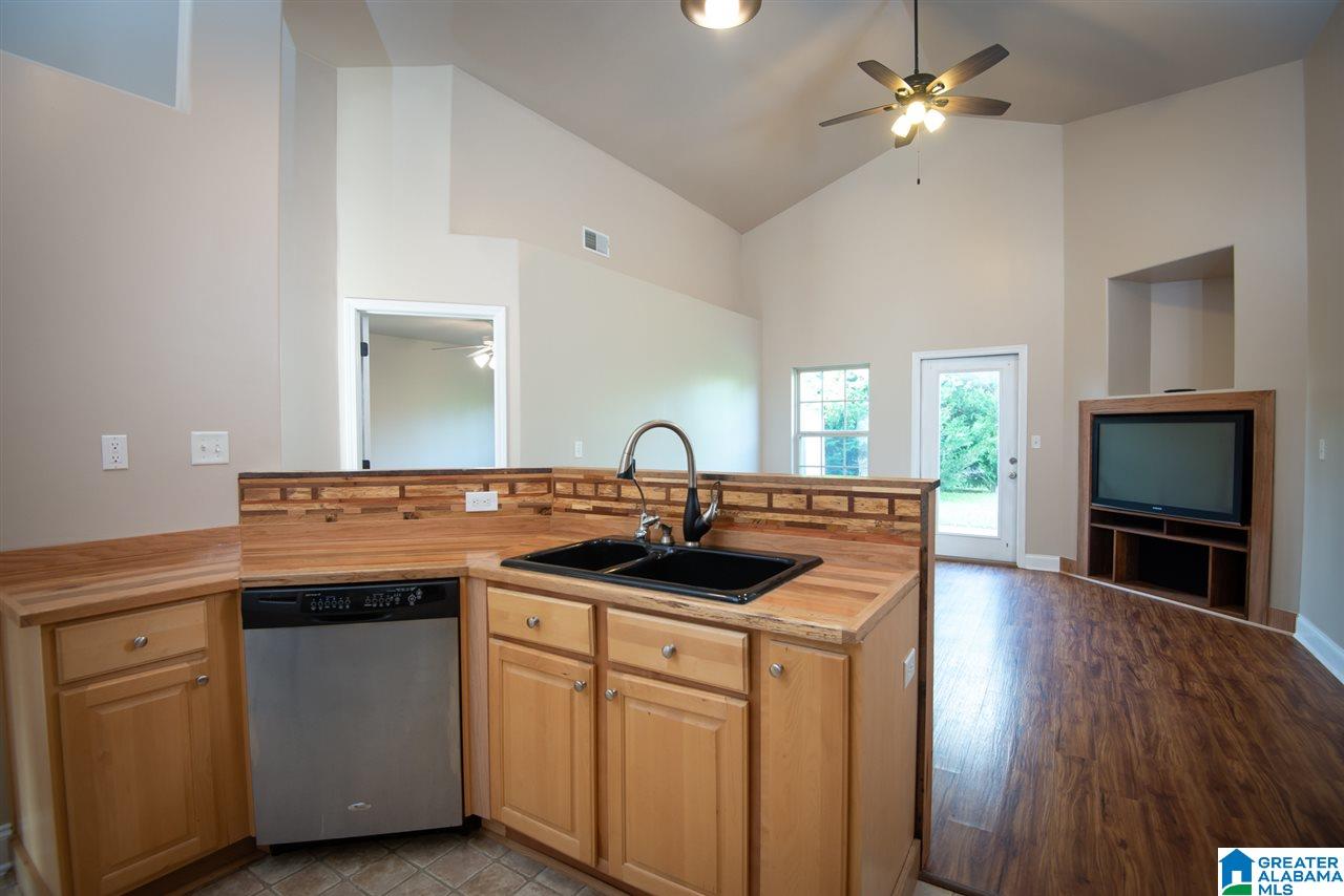 500 Green Meadows Trail Alabaster, AL 35114 - Photo 9 of 25