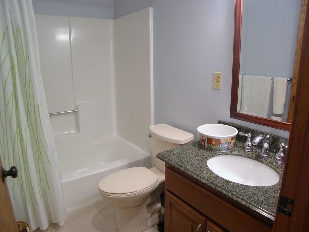 64 Harrington Road Framingham, MA 01701 - Photo 14 of 29 Gallery Image 14